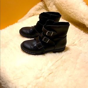 Girl black boots